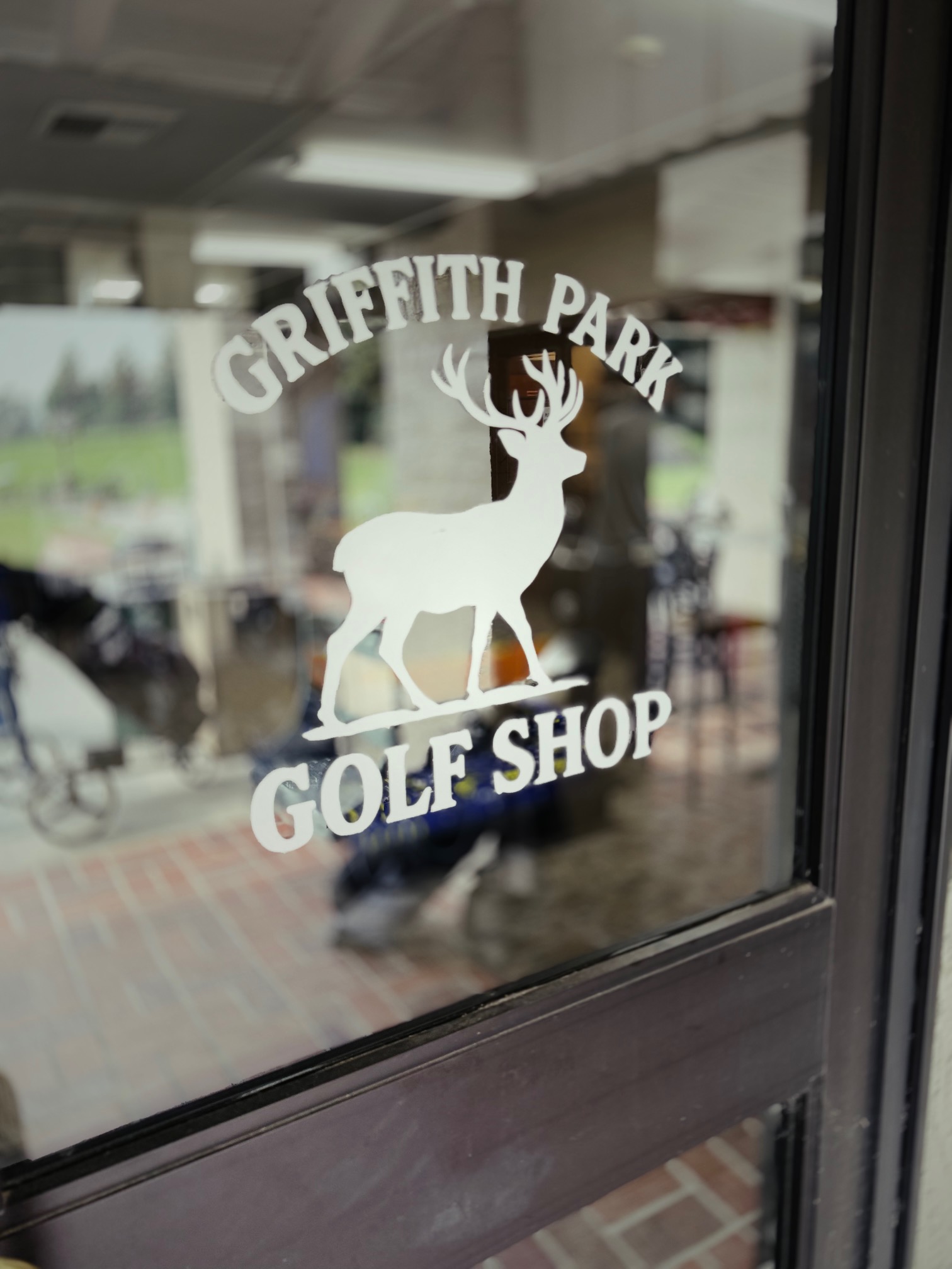 Griffith Golf Course entrance to pro shop